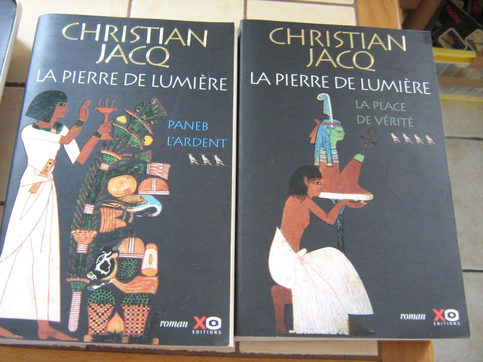 la pierre de lumière 4 tomes